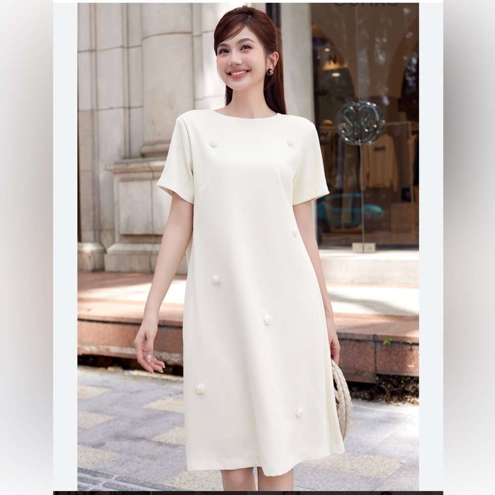 GUMAC Cream Short-Sleeve Shift Dress with Button Accents - Picture 10 of 10